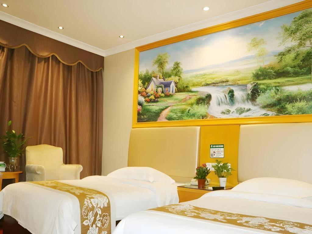 Greentree Inn Guangzhou Panyu Chimelong Happy World Business Hotel Exterior photo