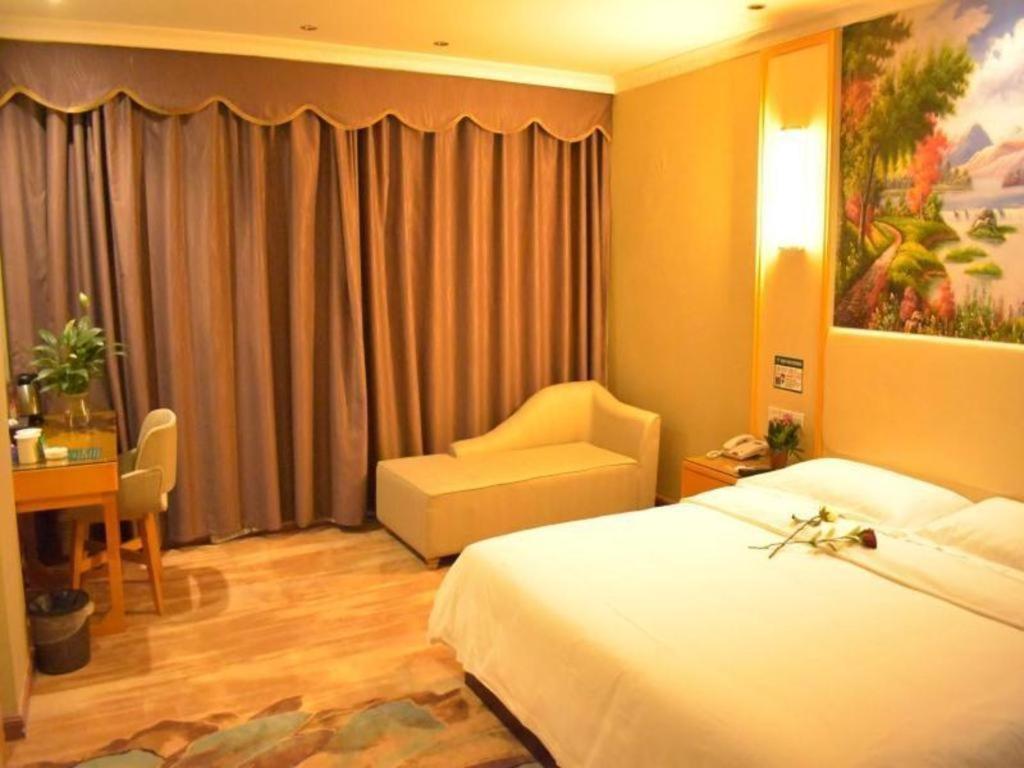 Greentree Inn Guangzhou Panyu Chimelong Happy World Business Hotel Exterior photo