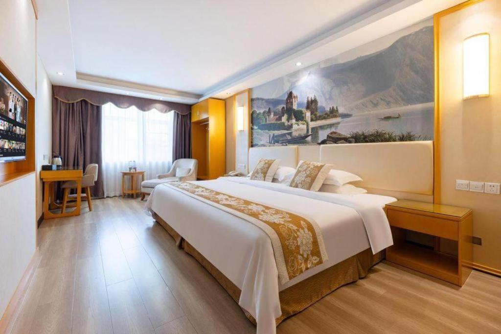 Greentree Inn Guangzhou Panyu Chimelong Happy World Business Hotel Exterior photo