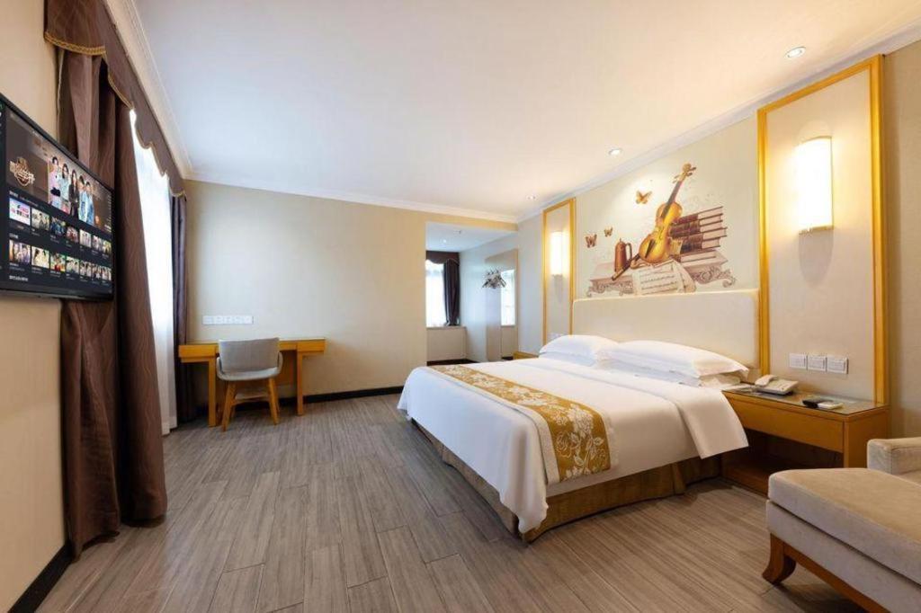 Greentree Inn Guangzhou Panyu Chimelong Happy World Business Hotel Exterior photo